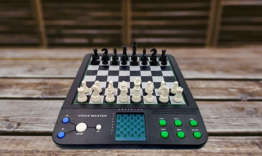 Talking Electronic Travel Chess Board